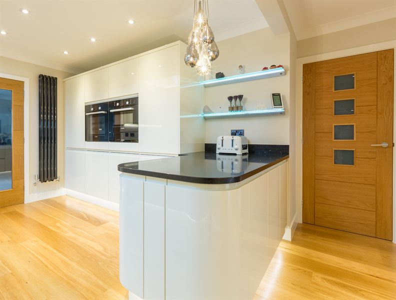 illuminated kitchen shelves